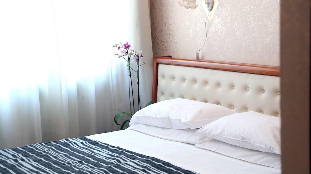 Roma Room Hotel Extérieur photo