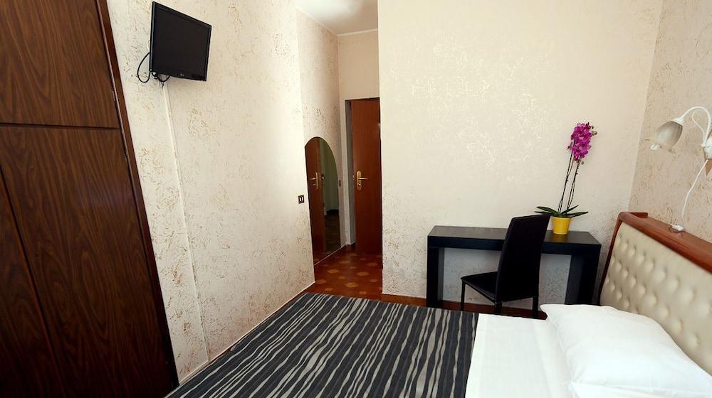 Roma Room Hotel Extérieur photo